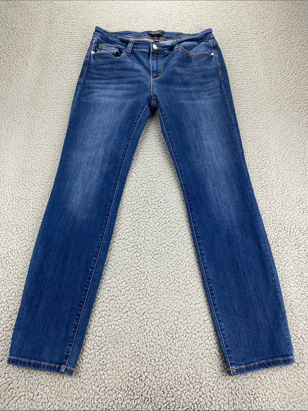 Judy Blue Women's Kimberly Dark Wash Straight Fit Stretch Jeans  |  Size:  13/31